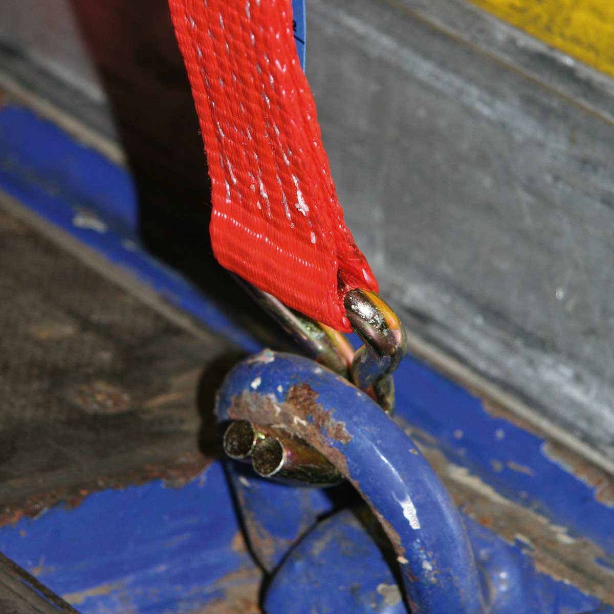 Cinghia di fissaggio con cricchetto e uncino 8 m x 50 mm
